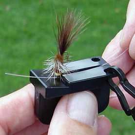 20/20 Magnet Tippet Threader