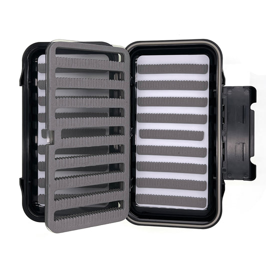 Large Midge Fly Box w/Leaf Insert